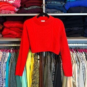 H&M red crew neck long sleeve cropped sweater size XS